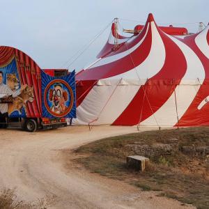 Dessins et aquarelles au cirque Landry