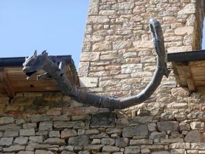 Gargouille en zinc château de Panat façade est